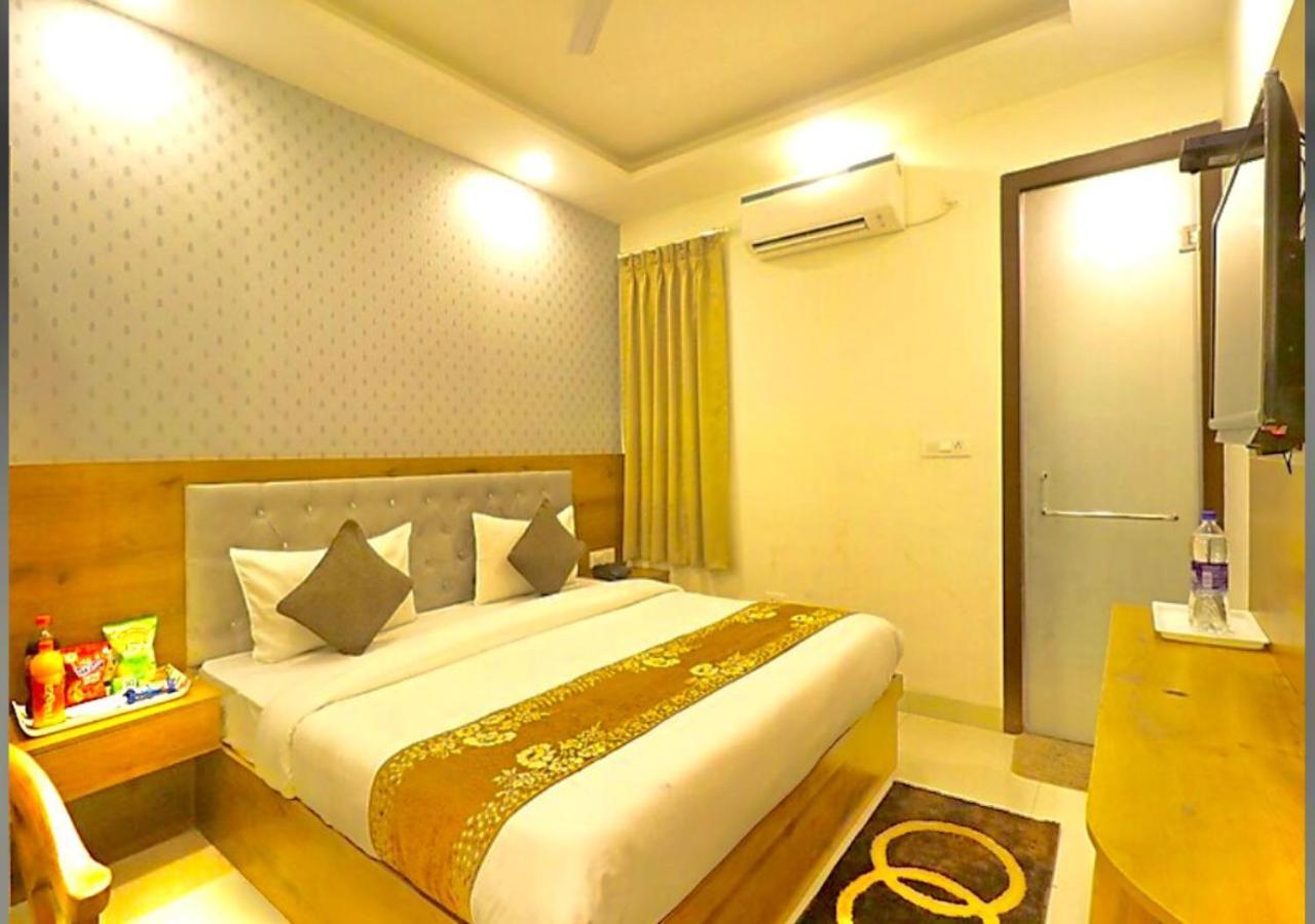 Hotel Qubic Near Igi Delhi Airport Nowe Delhi Zewnętrze zdjęcie