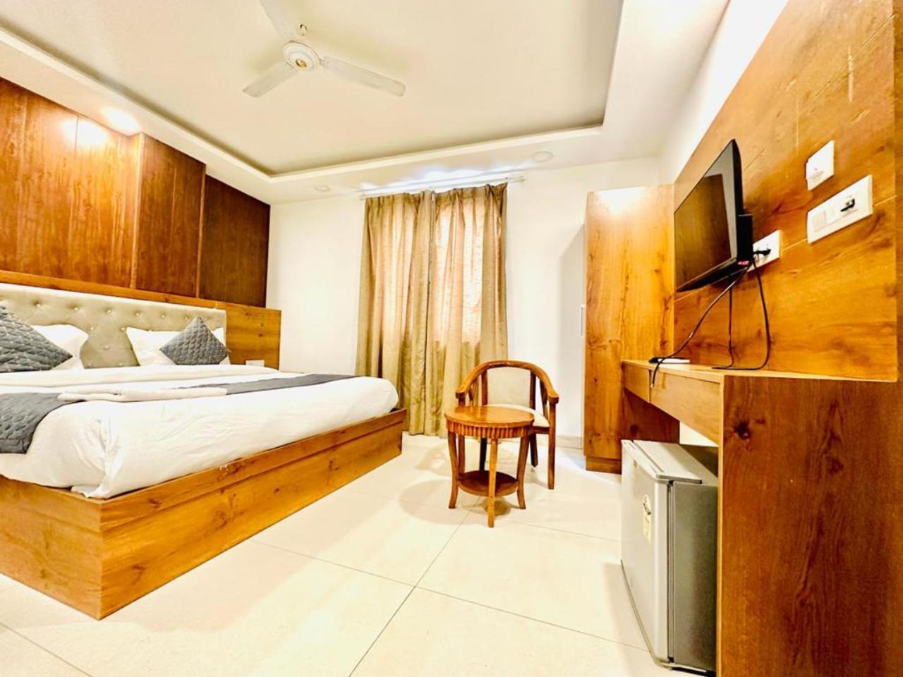 Hotel Qubic Near Igi Delhi Airport Nowe Delhi Zewnętrze zdjęcie