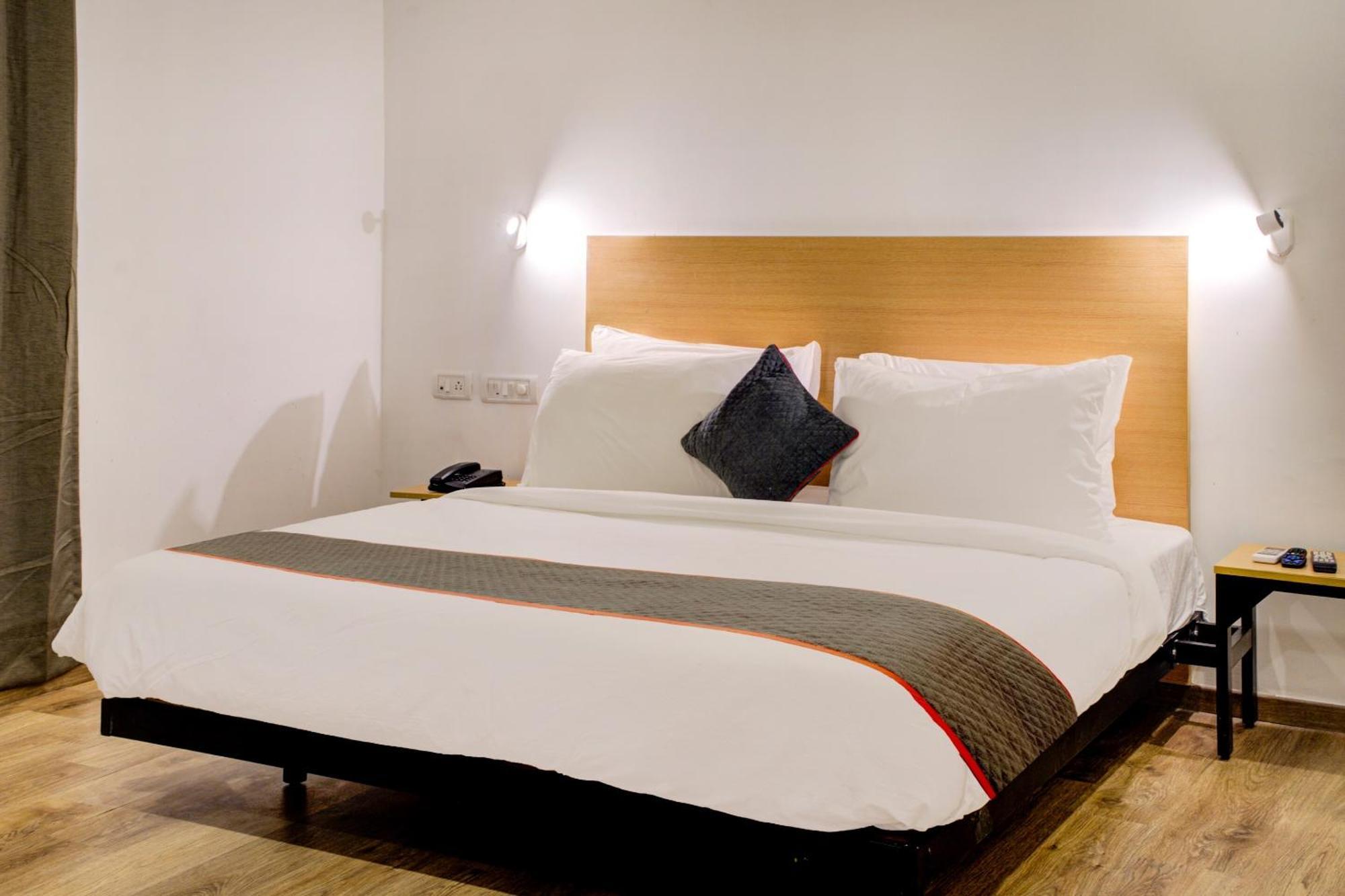 Hotel Qubic Near Igi Delhi Airport Nowe Delhi Zewnętrze zdjęcie