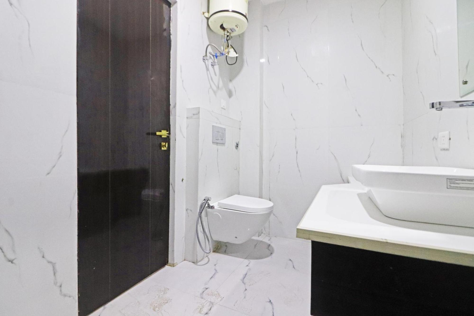 Hotel Qubic Near Igi Delhi Airport Nowe Delhi Zewnętrze zdjęcie