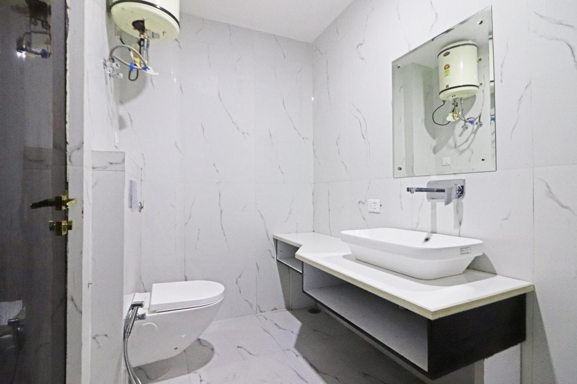 Hotel Qubic Near Igi Delhi Airport Nowe Delhi Zewnętrze zdjęcie