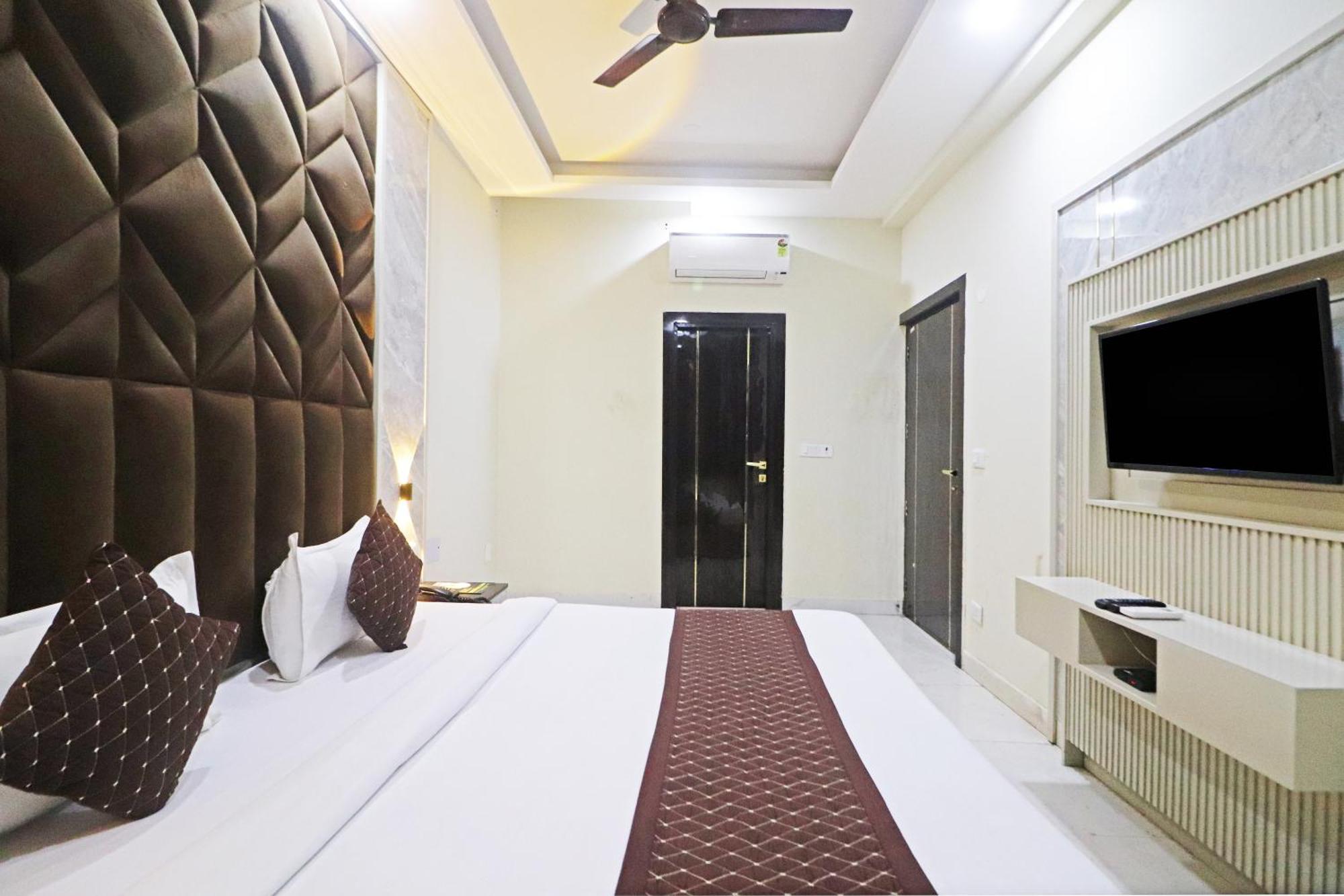 Hotel Qubic Near Igi Delhi Airport Nowe Delhi Zewnętrze zdjęcie